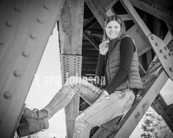 Maddie Pelto - BW - TJP (40 of 59)