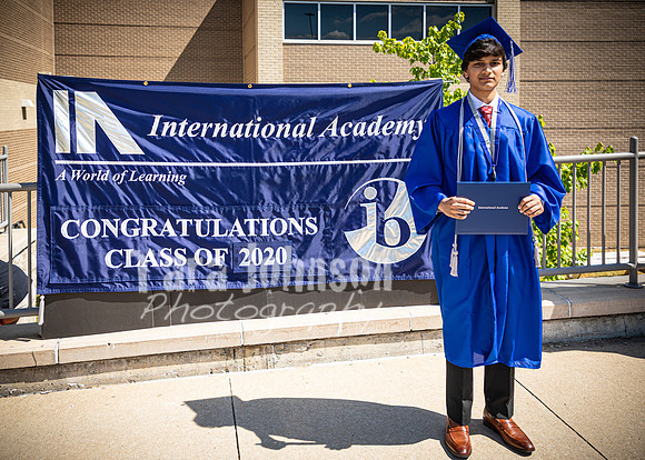 2020 IA Graduation - IB Sign - TJP (131 of 156)