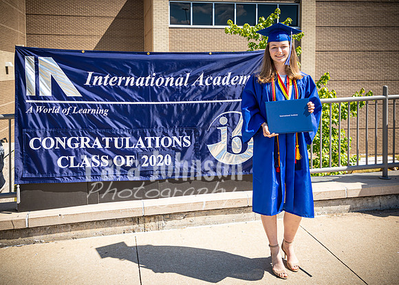 2020 IA Graduation - IB Sign - TJP (117 of 156)