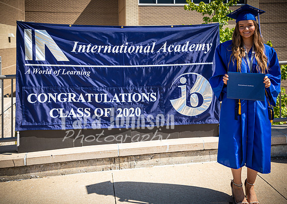 2020 IA Graduation - IB Sign - TJP (93 of 156)