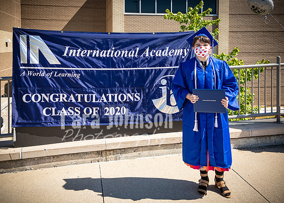 2020 IA Graduation - IB Sign - TJP (73 of 156)