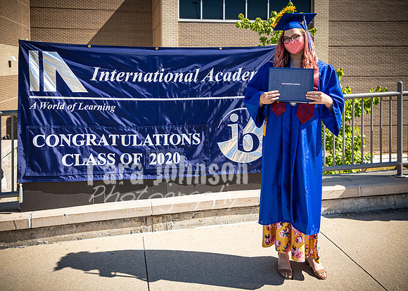 2020 IA Graduation - IB Sign - TJP (67 of 156)