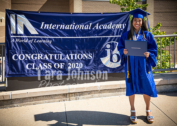 2020 IA Graduation - IB Sign - TJP (61 of 156)