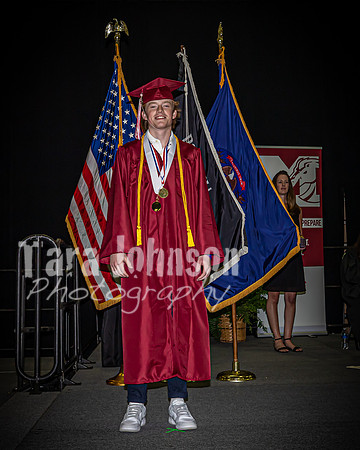 22 MHS Grad - Angle #2 Flags - TJP (250 of 297)