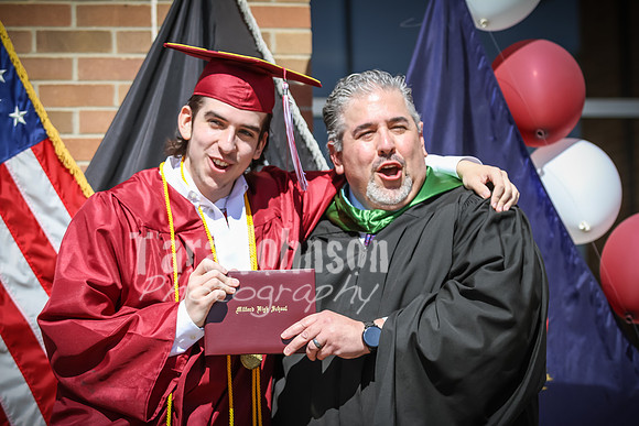 20 MHS Graduation - Family - TJP (9 of 47)