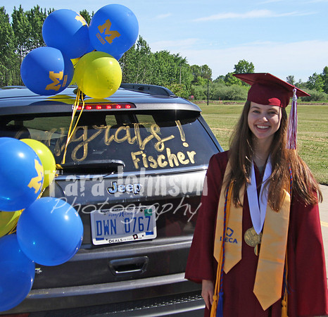 8 cc AnnaFischer SALUTATORIAN