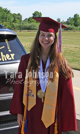 8 cr Anna Fischer SALUTATORIAN