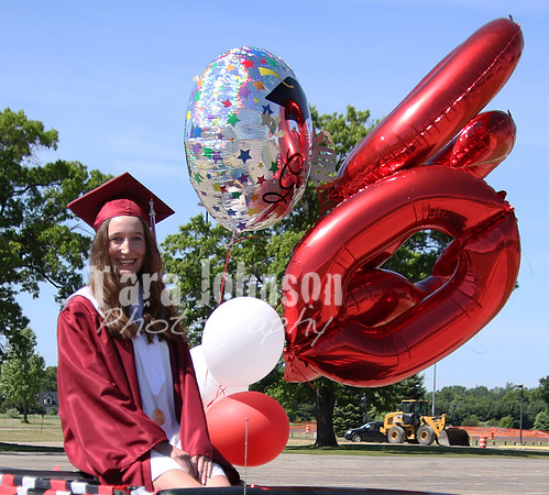 30 cc Emma Berry fp w ballons jeep NN