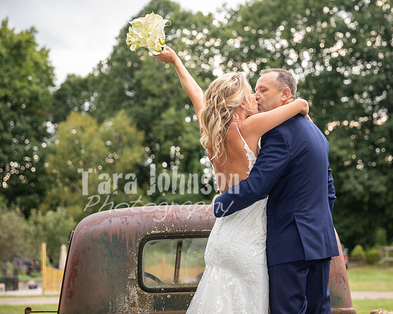 Zack & Emmy - Bridal Family - TJP (25 of 78)