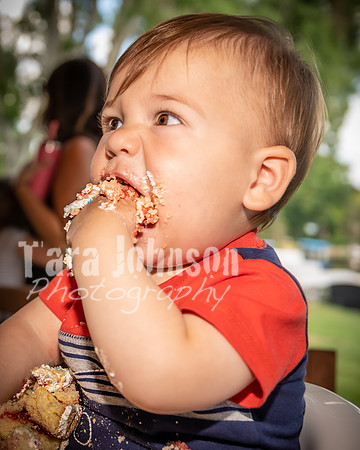 Jon Sculthorpe's Cake Smash - TJP (84 of 140)