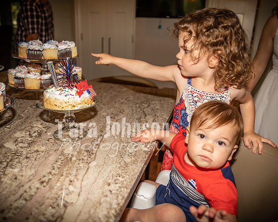 Jon Sculthorpe's Cake Smash - TJP (11 of 140)