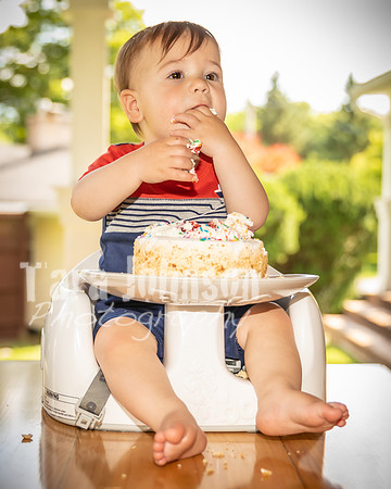 Jon Sculthorpe's Cake Smash - TJP (42 of 140)