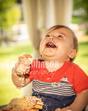 Jon Sculthorpe's Cake Smash - TJP (55 of 140)