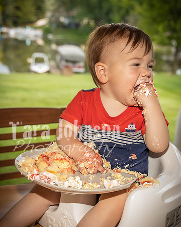 Jon Sculthorpe's Cake Smash - TJP (87 of 140)