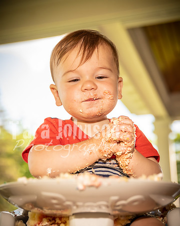 Jon Sculthorpe's Cake Smash - TJP (100 of 140)
