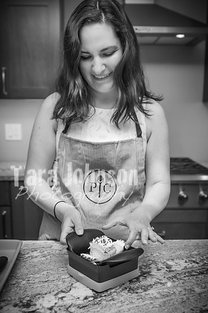 Jon Sculthorpe's Cake Smash - BW - TJP (140 of 141)
