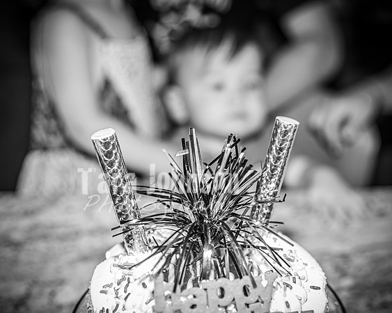 Jon Sculthorpe's Cake Smash - BW - TJP (17 of 141)