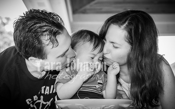 Jon Sculthorpe's Cake Smash - BW - TJP (24 of 141)