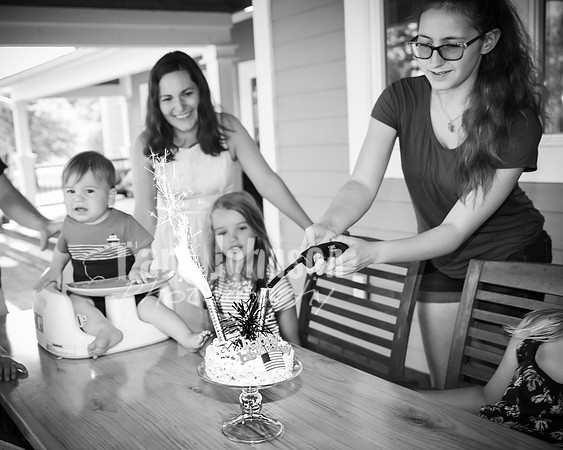 Jon Sculthorpe's Cake Smash - BW - TJP (30 of 141)