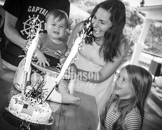 Jon Sculthorpe's Cake Smash - BW - TJP (33 of 141)