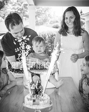 Jon Sculthorpe's Cake Smash - BW - TJP (35 of 141)