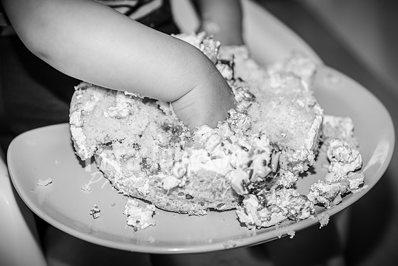 Jon Sculthorpe's Cake Smash - BW - TJP (51 of 141)