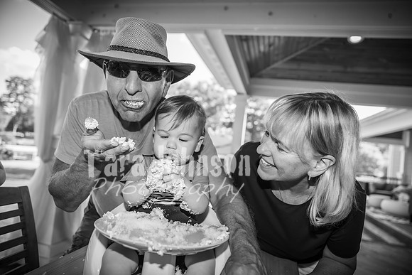 Jon Sculthorpe's Cake Smash - BW - TJP (93 of 141)