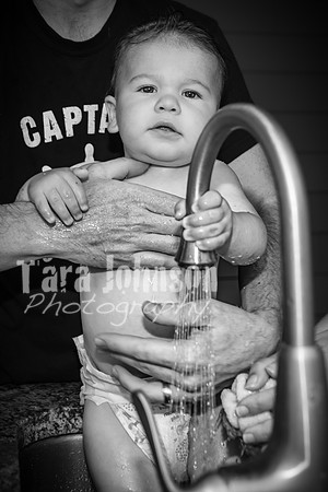 Jon Sculthorpe's Cake Smash - BW - TJP (107 of 141)