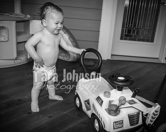 Jon Sculthorpe's Cake Smash - BW - TJP (114 of 141)