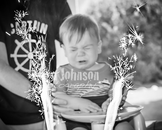 Jon Sculthorpe's Cake Smash - BW - TJP (38 of 141)