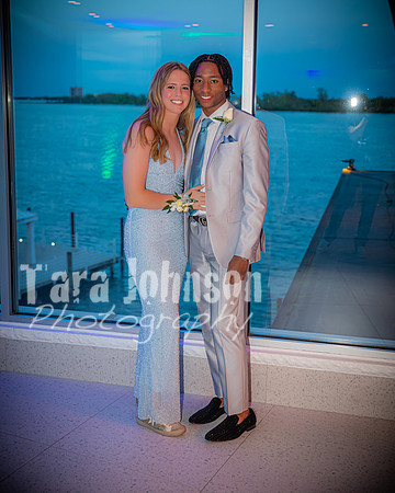 2024 U of D Prom - The Pose - DH (75 of 96)