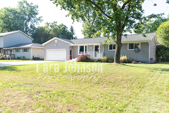 Homestead - 6574 Doyon - TJP (1 of 30)