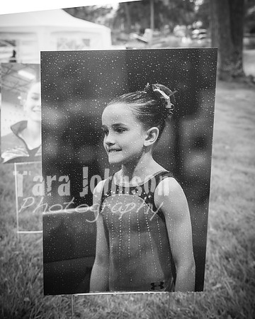Tara Walsh's Grad Party - BW - TJP (27 of 331)