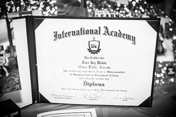 Tara Walsh's Grad Party - BW - TJP (61 of 331)