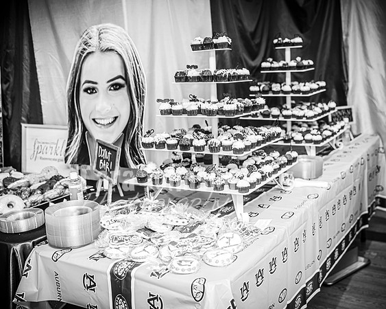 Tara Walsh's Grad Party - BW - TJP (130 of 331)