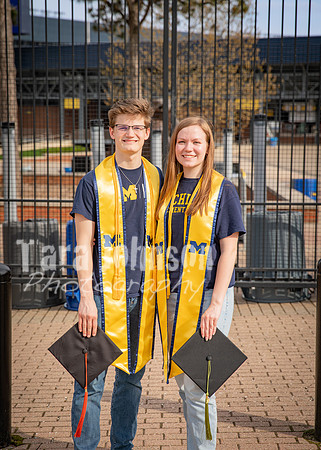 24 U of M Grad Photos - Audrey-71