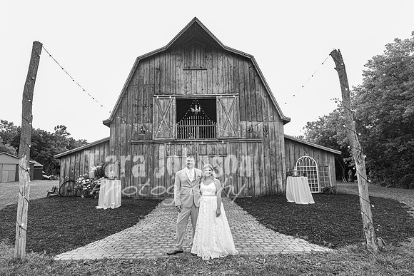 Joe & Krista Yeskey - Highlights - BW - TJP (130 of 173)