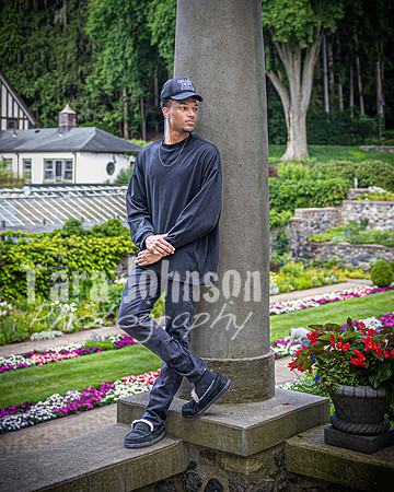 Gerrard McCoy @ Cranbrook Gardens - Color - TJP (9 of 127)