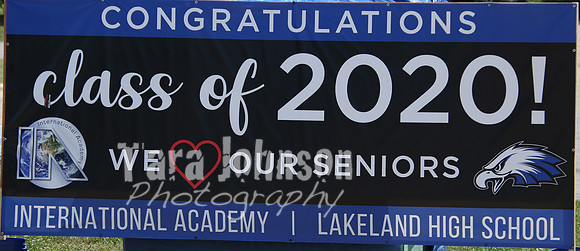 1 cc  LHS and IA Graduation sign