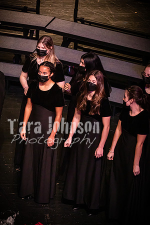 2021 LHS Vocal - Holiday Concert - TJP (146 of 231)