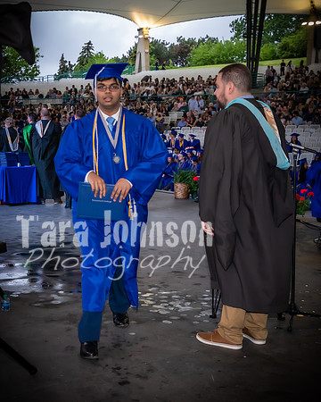 22 IA Grad - Angle #4 Celebration Walk - TJP (153 of 345)