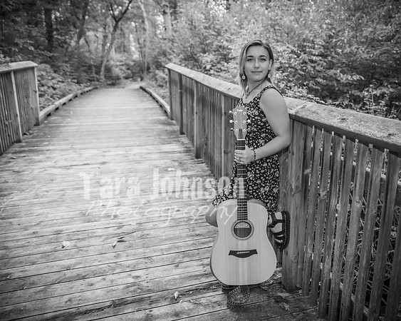 Larissa McDonald - BW - TJP (20 of 86)
