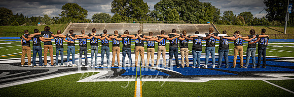 2020-21 LHS FB Family 15x5 - TJP (1 of 2)