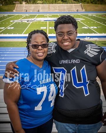2020 LHS FB Families - TJP (25 of 62)