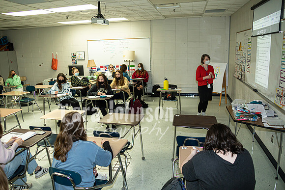 (print) 21 Fall LHS - Academics (Full Res, Various Sizes) - TJP (16 of 69)