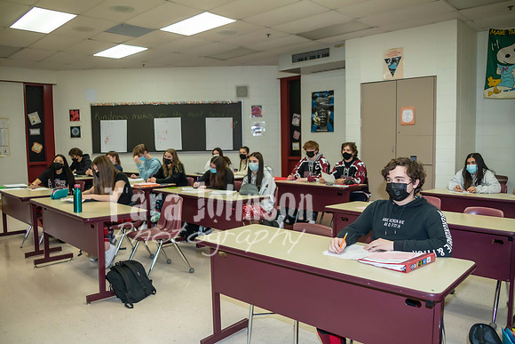 (web) 21 Fall MHS - Academics (4x6 @ 72 ppi) - TJP (47 of 64)