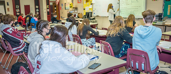 (web) 21 Fall MHS - Academics (Banners @ 72 ppi) - TJP (37 of 58)