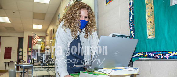 (web) 21 Fall MHS - Academics (Banners @ 72 ppi) - TJP (44 of 58)