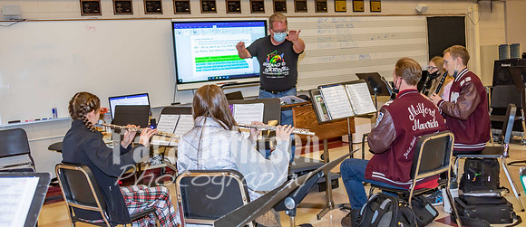 (web) 21 Fall MHS - Academics (Banners @ 72 ppi) - TJP (50 of 58)