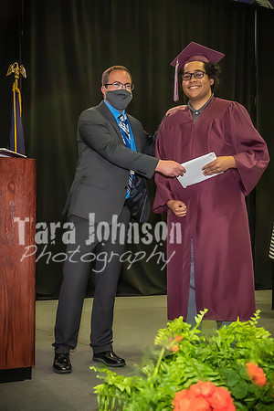 (web) 21 HHS-AE Graduation (4x6 @ 72 ppi) - TJP (25 of 33)